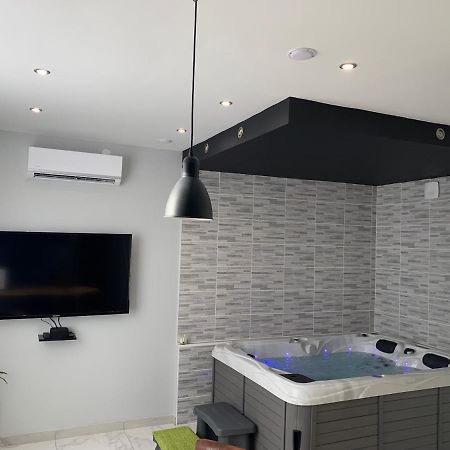 Appartement Spa Gingko, N1 Valenciennes, Wifi, Netflix Aulnoy-lez-Valenciennes Екстериор снимка